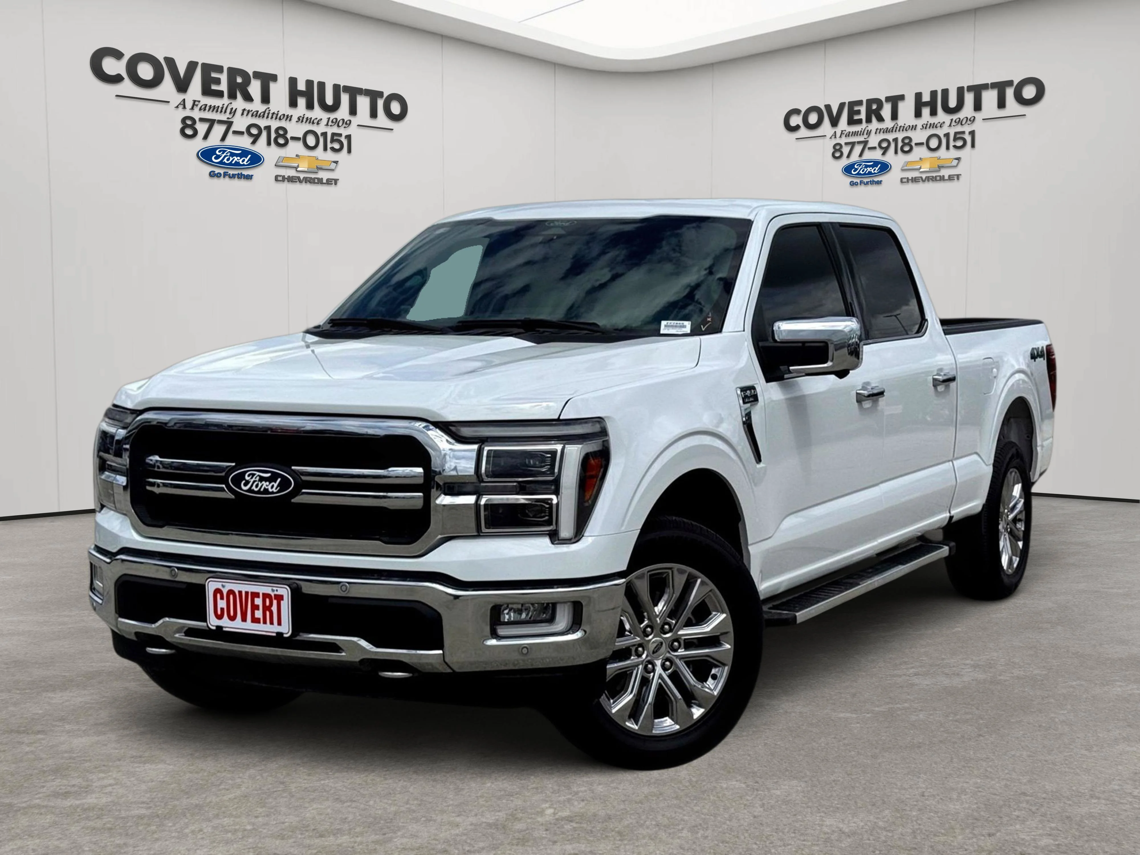 Used 2024  Ford Lariat image 1