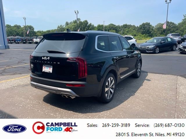 Used 2022 Black Kia SX image 3