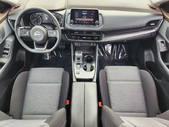 Used 2023 Gray Nissan SV image 26