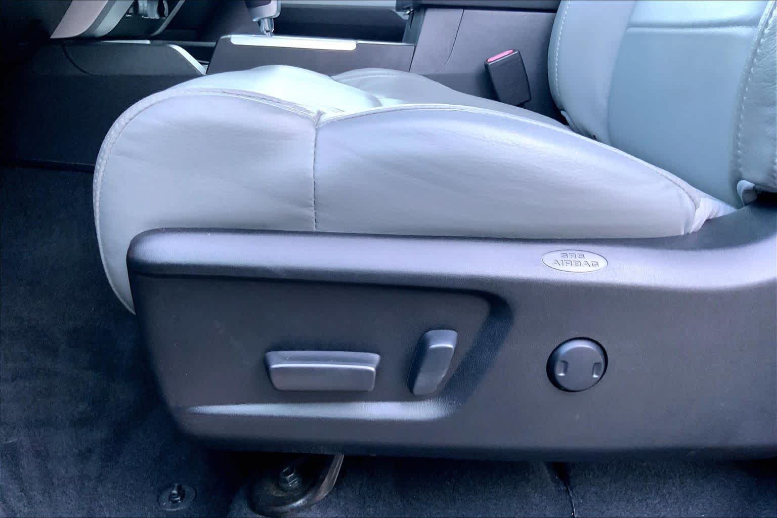 Used 2020 Magnetic Grey Metallic Toyota SR5 image 30