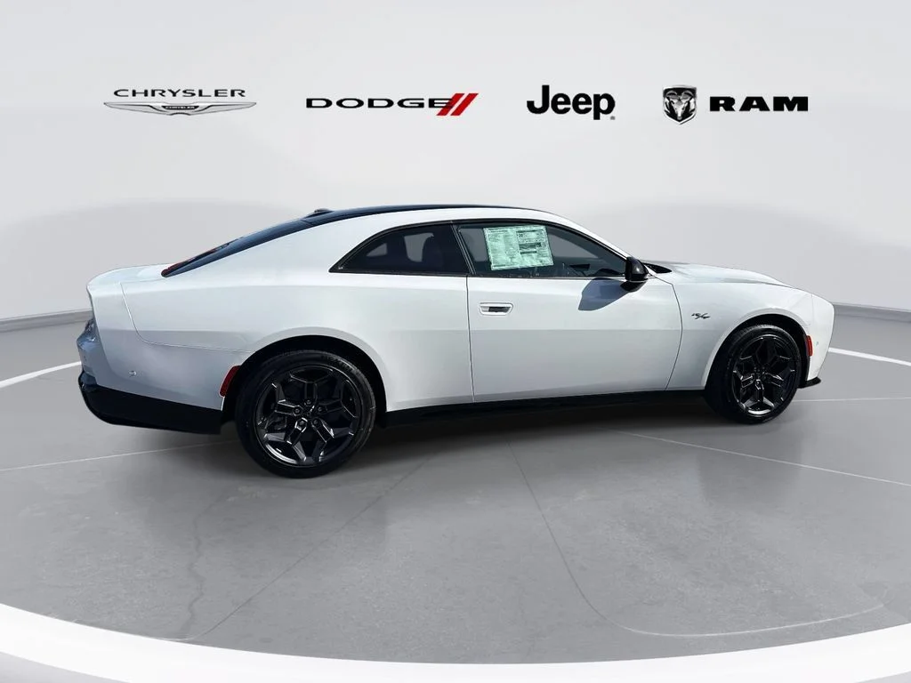 New 2026 White Knuckle Exterior Paint Dodge R/T image 2