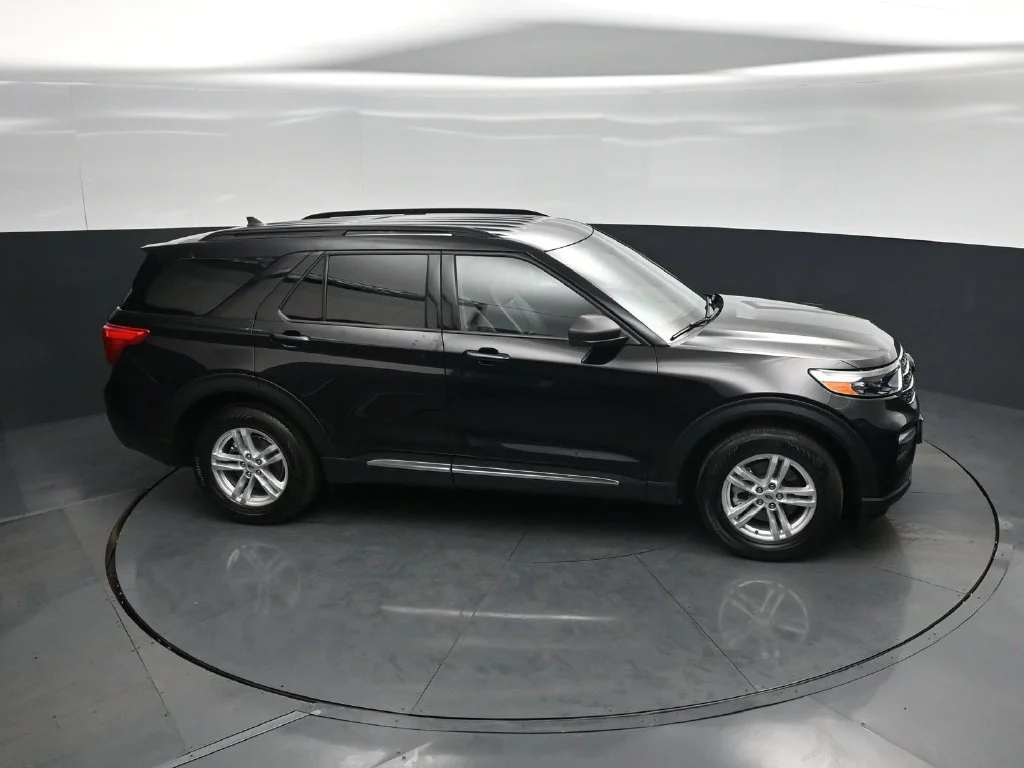 Certified Used 2023 Black Ford XLT image 52