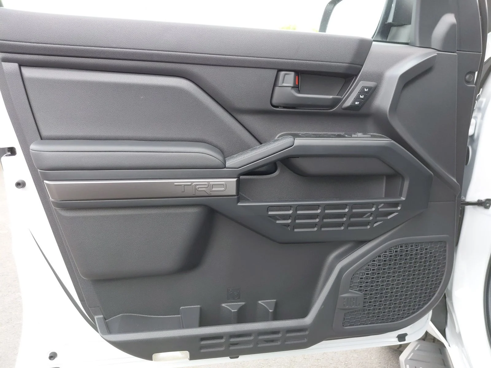 2025 Toyota 4Runner TRD Off-Road Premium - Photo 14