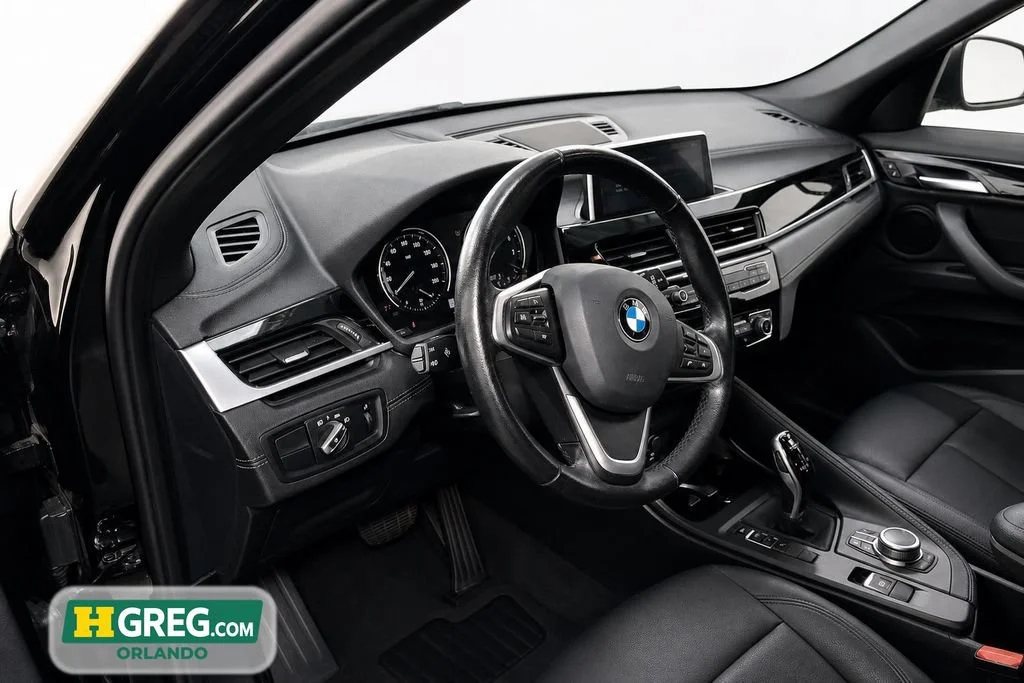 Used 2021 Jet Black BMW sDrive28i image 7