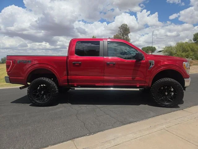 Used 2022 Red Ford XLT image 8