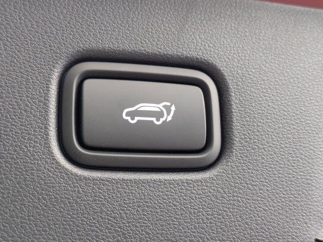 New 2026 Red Hyundai SEL FWD image 14