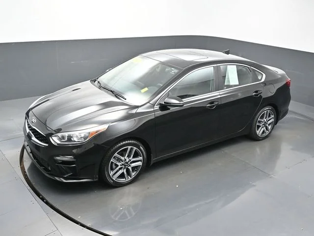 Used 2021 Black Kia EX image 52