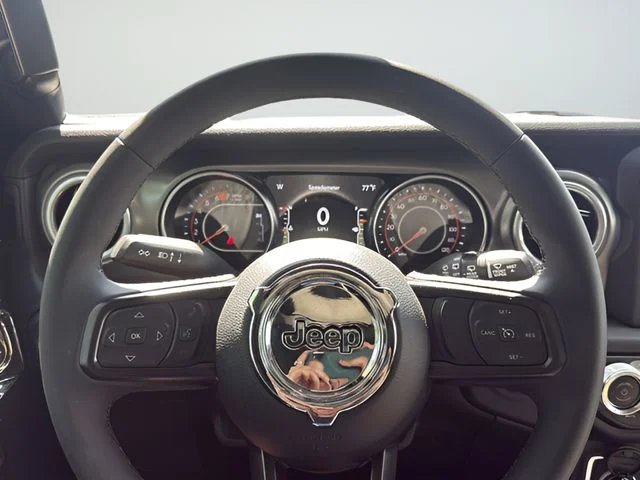 Used 2023 Black Jeep High Tide image 22