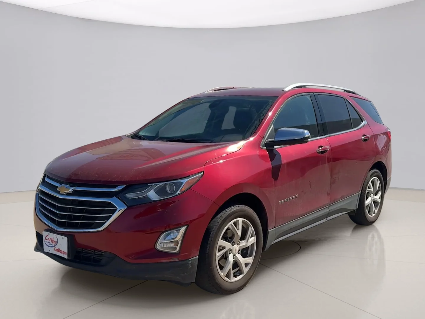 Used 2018 Red Chevrolet PREMIER image 1