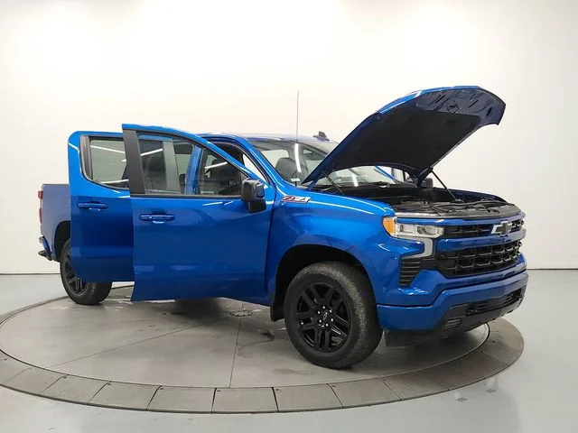 Used 2024 Blue Chevrolet RST image 9