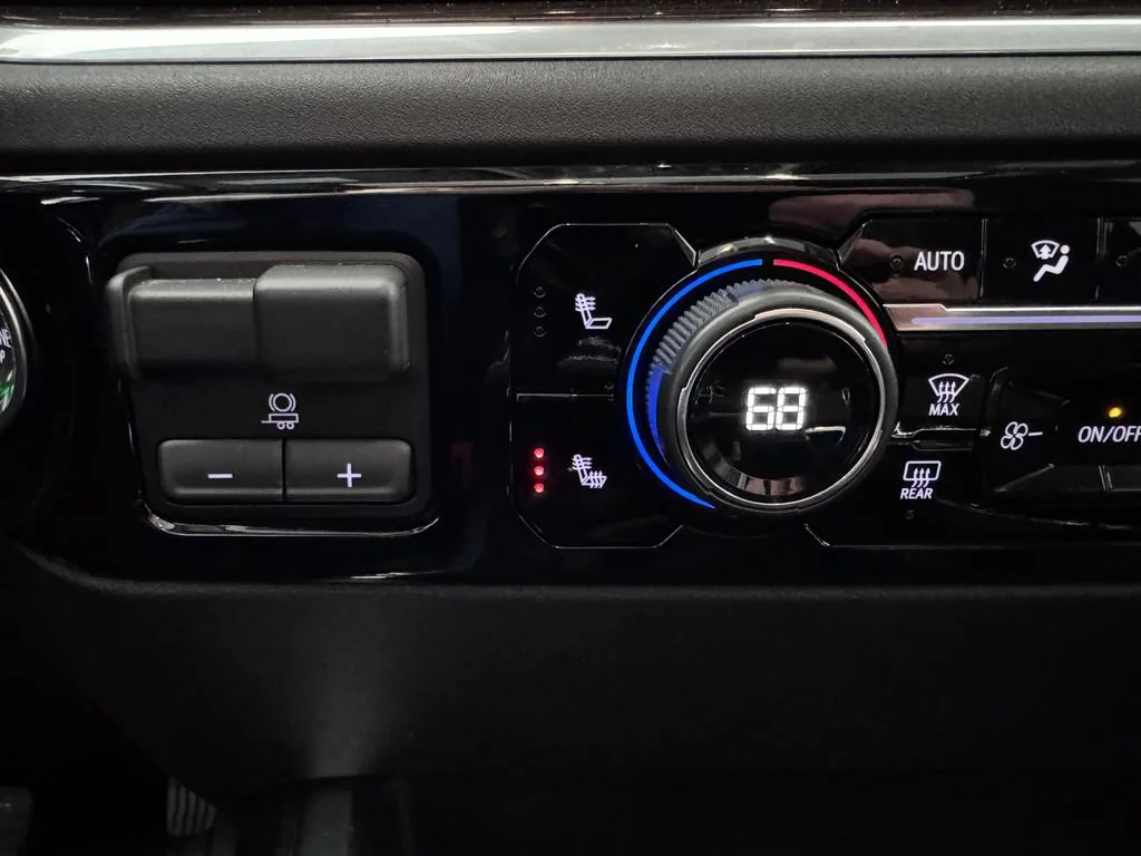 2024 Chevrolet Silverado 1500 RST - Photo 25