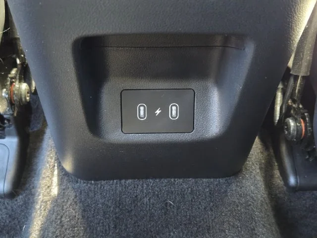 Used 2025 Black Hyundai Limited image 16