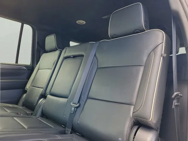 Used 2024 Summit White GMC SLT image 10