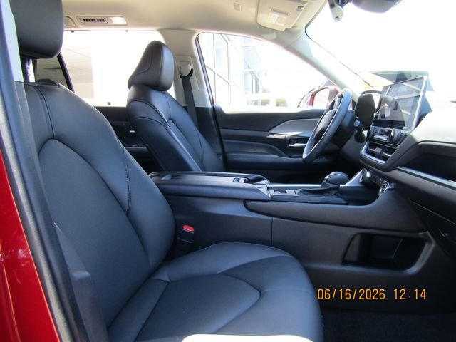 Used 2024 Pearl Toyota XLE image 29