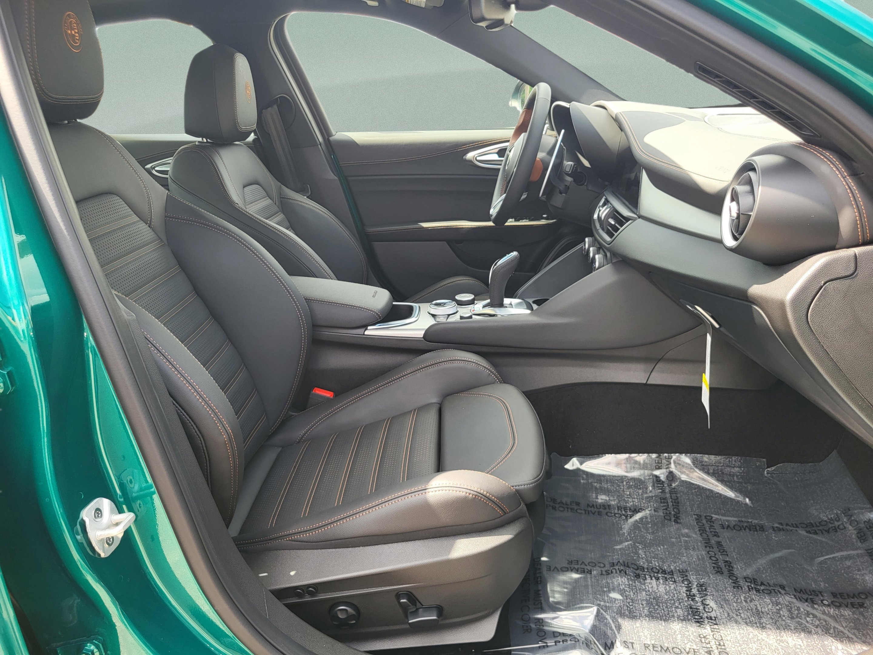 New 2025 Verde Fangio Metallic Alfa Romeo Intensa image 34