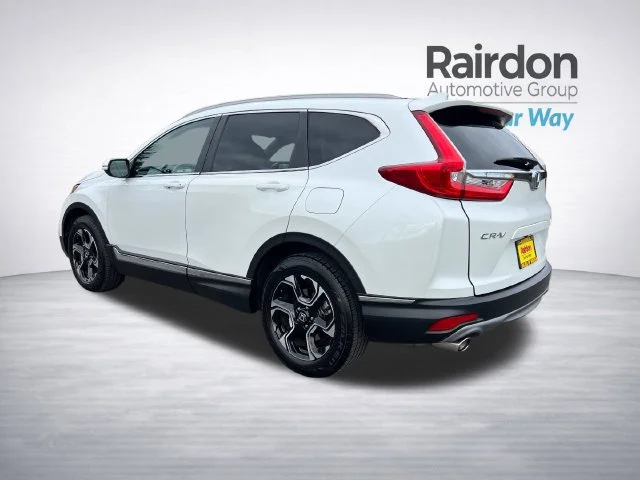 Used 2019 Platinum White Pearl Honda Touring image 5