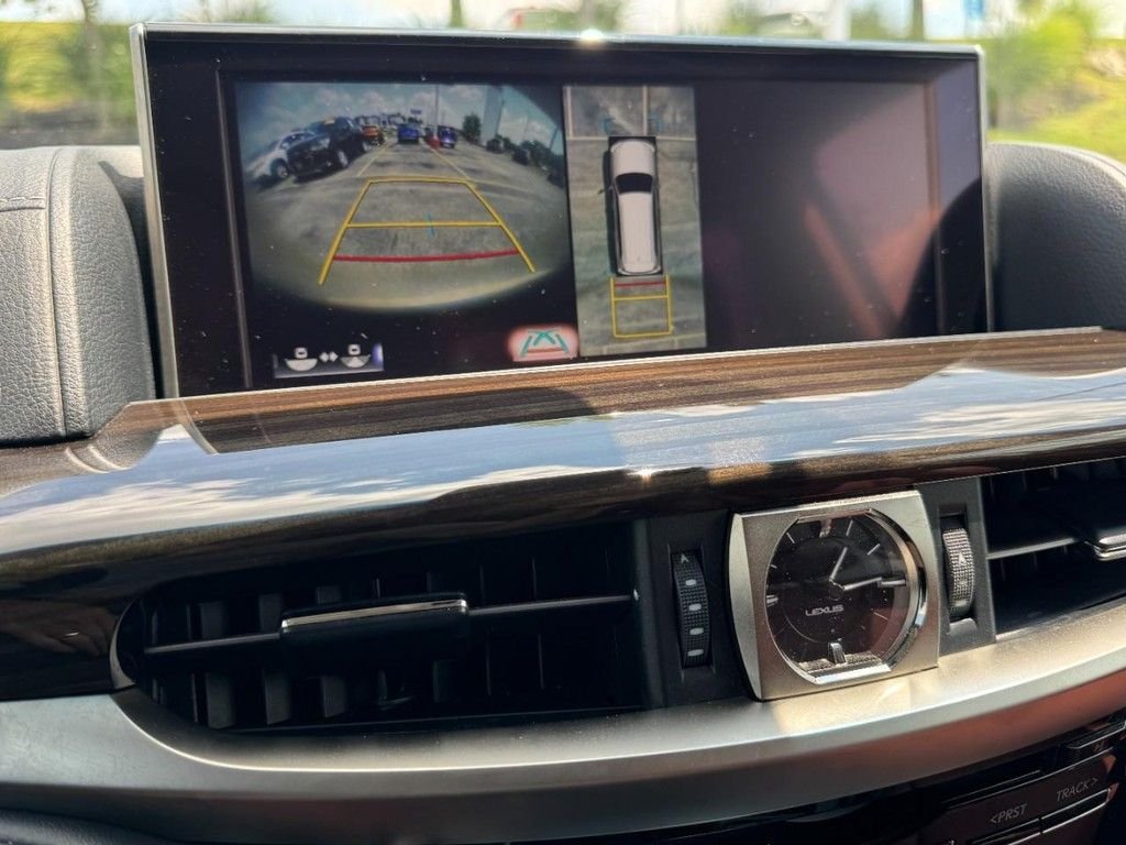 Used 2019 White Lexus 570 image 28