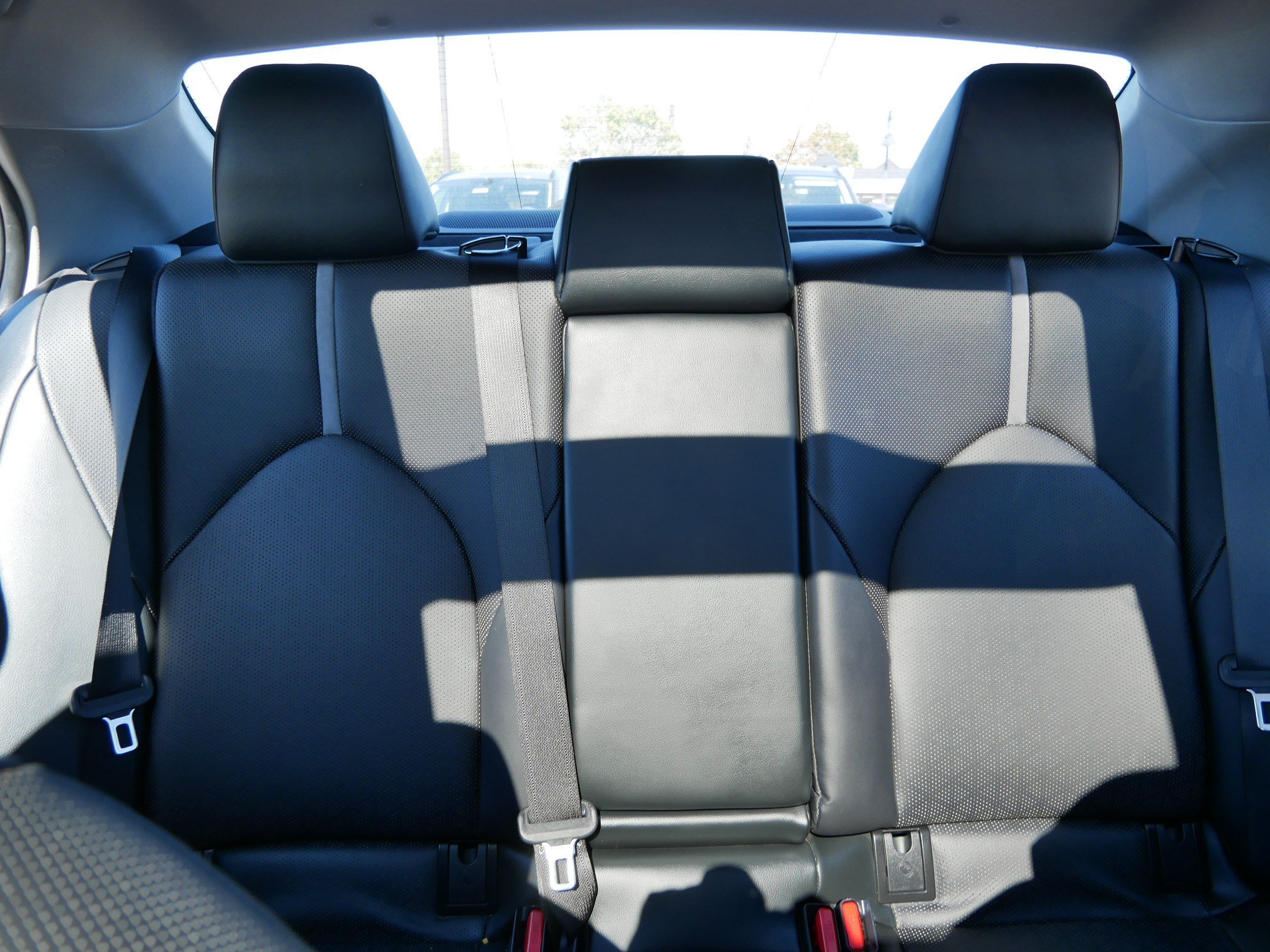 2020 Toyota Camry XSE - Photo 13