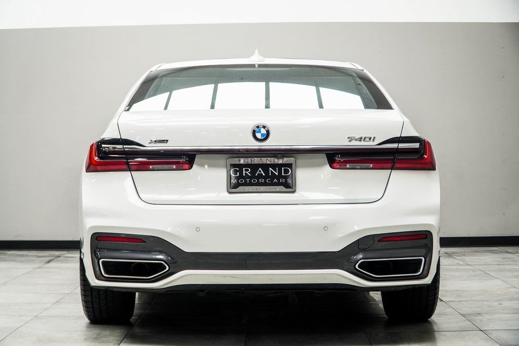 Used 2021 White BMW 740i xDrive image 11