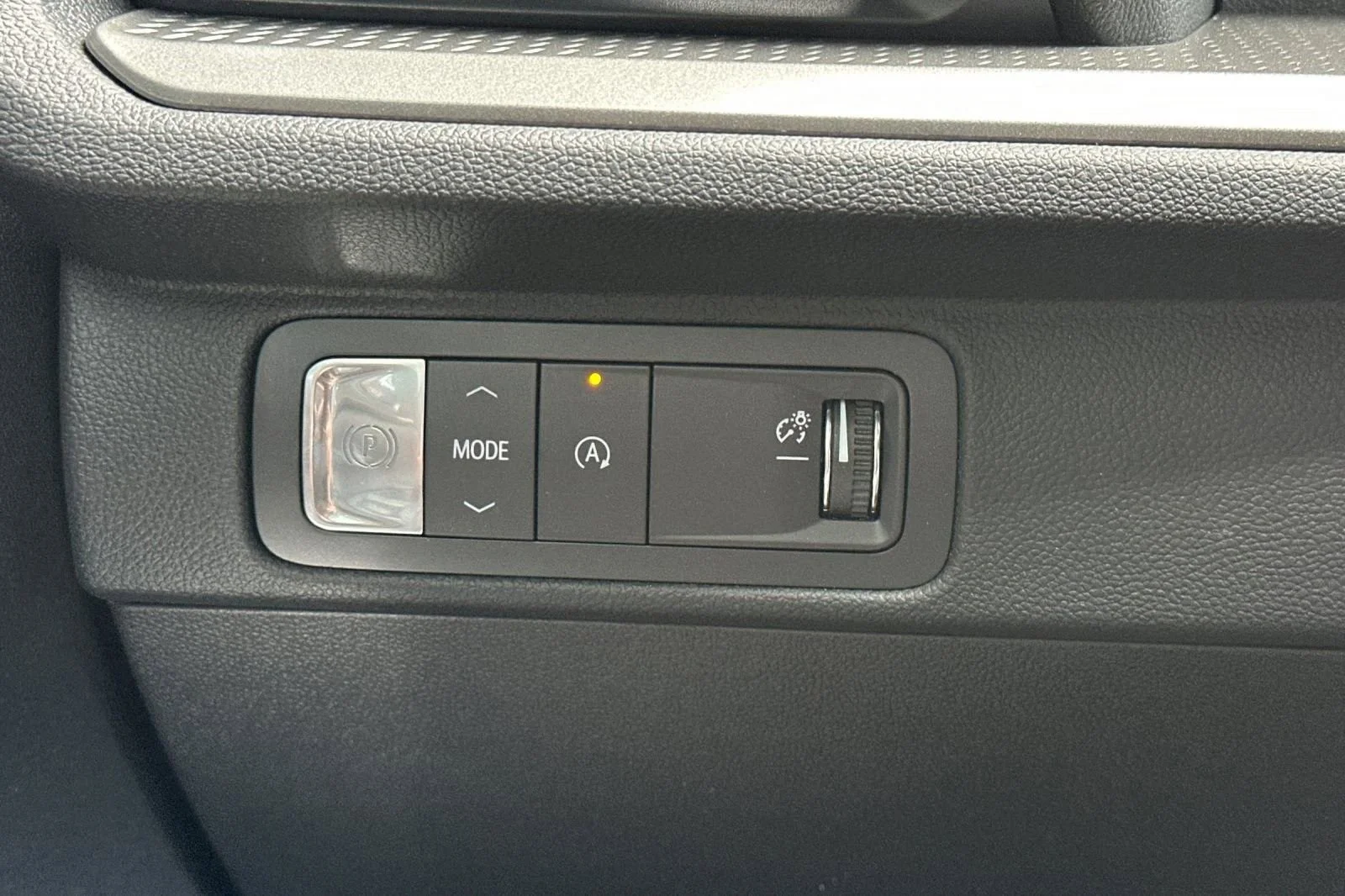 2025 Chevrolet Traverse LT - Photo 32