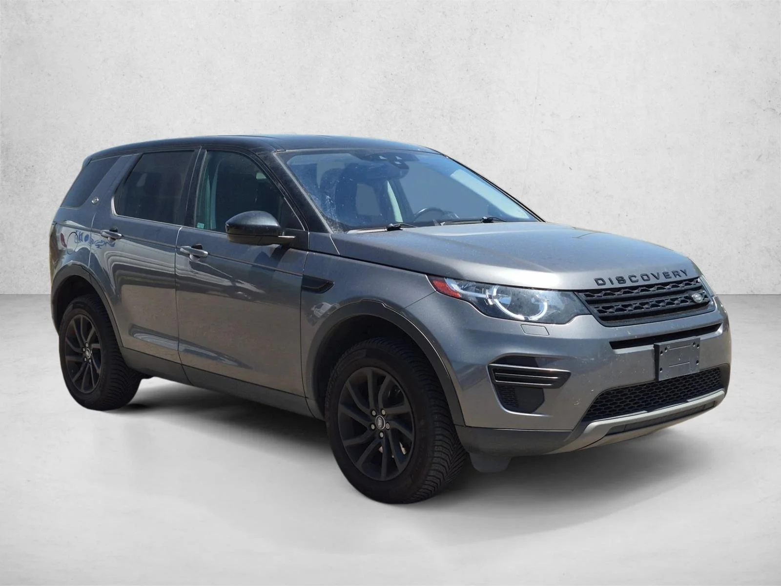 Used 2018 Corris Gray Land Rover SE image 3