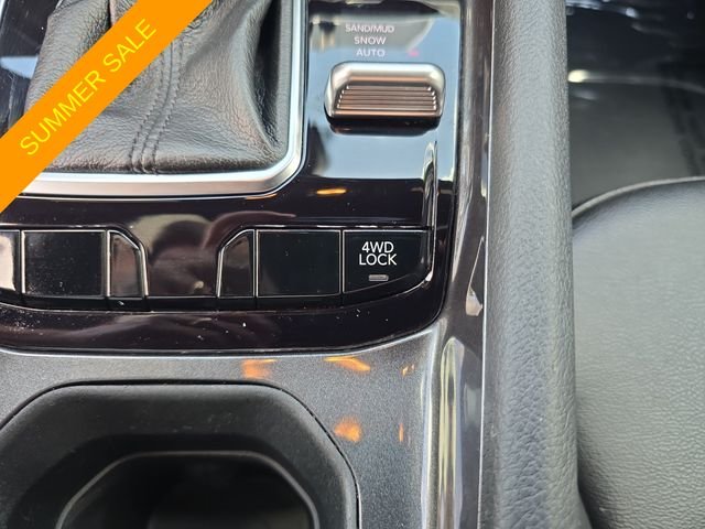 Certified Used 2024 White Jeep Latitude image 20