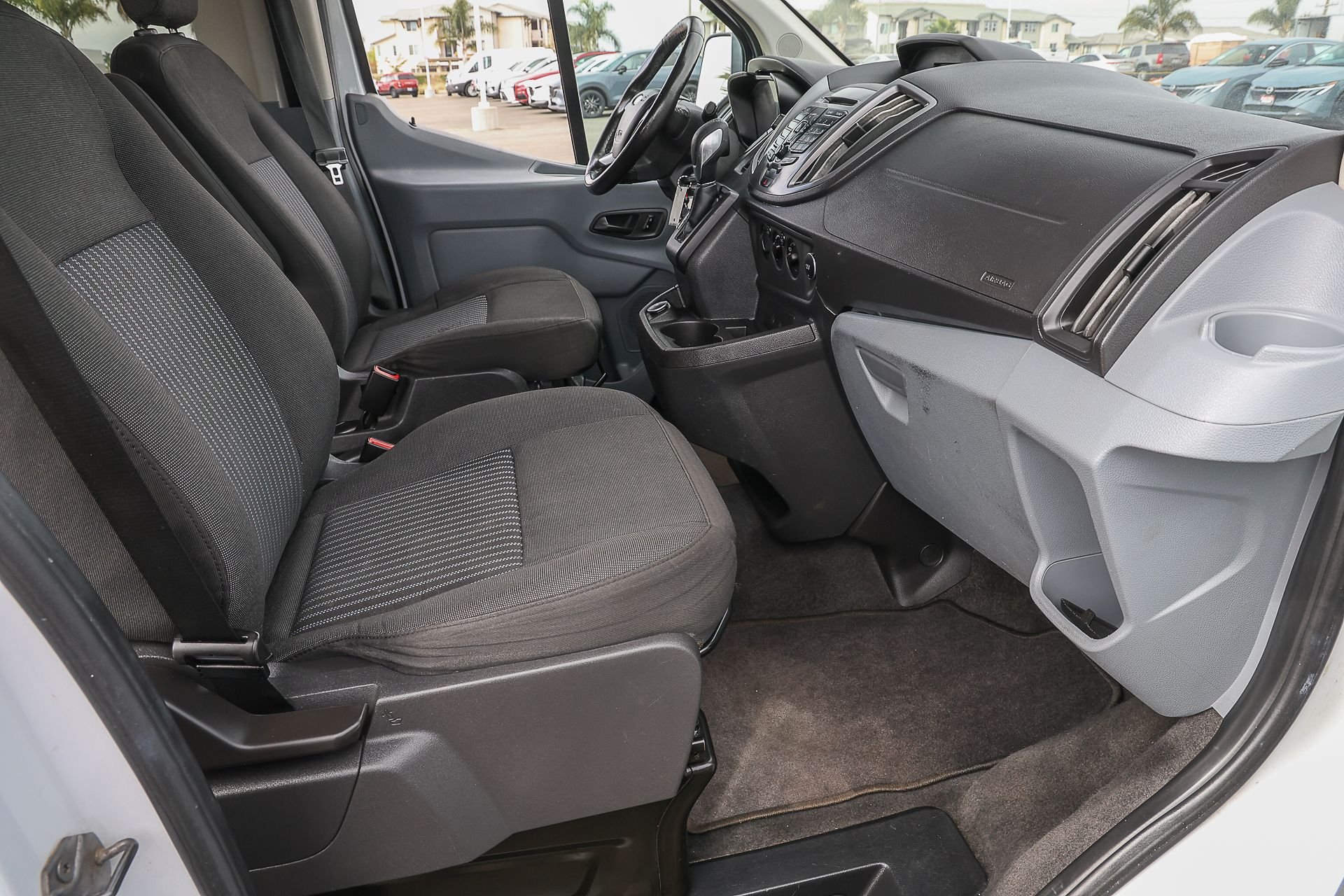 Used 2017 White Ford XLT image 33