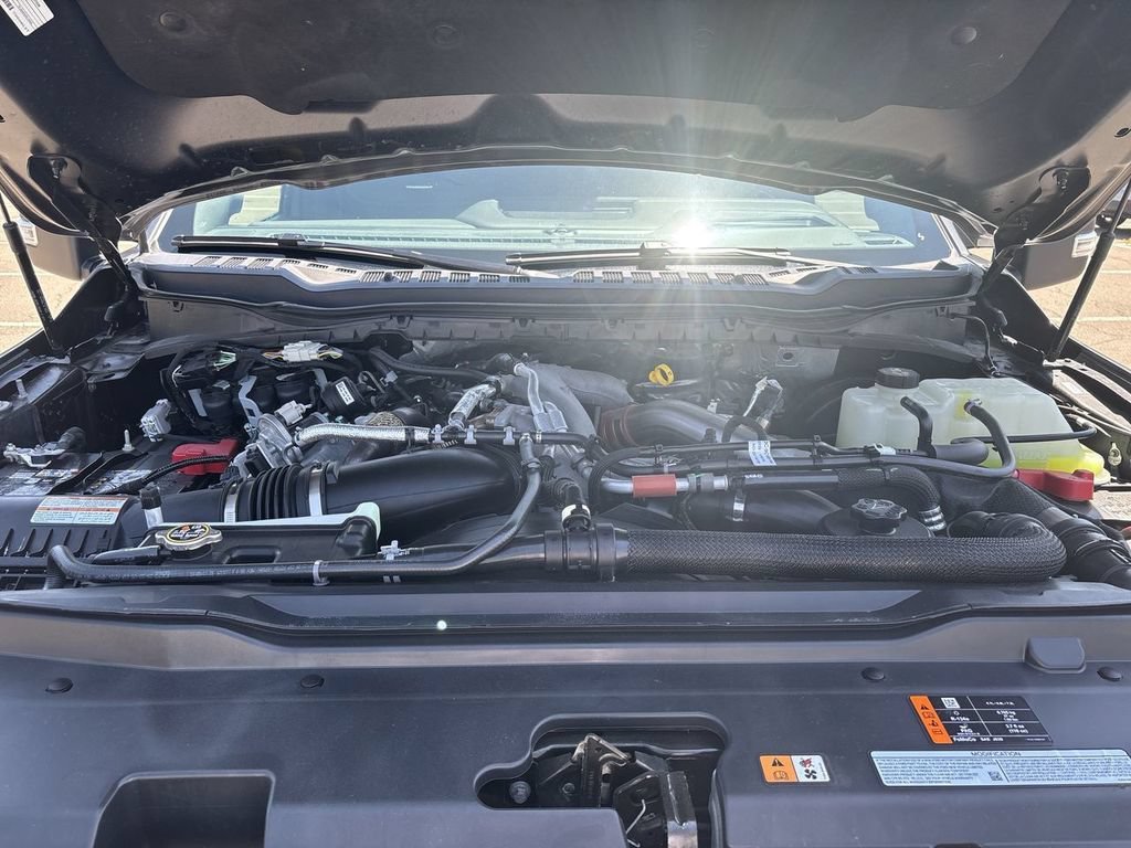 2026 Ford F-350 Super Duty Platinum - Photo 35