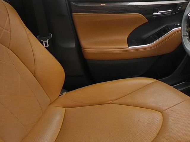 Used 2024 Beige Toyota Platinum image 37