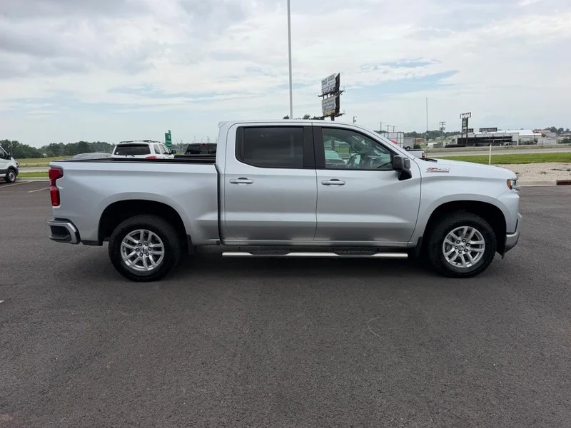Certified Used 2021 Silver Ice Metallic Chevrolet RST image 4