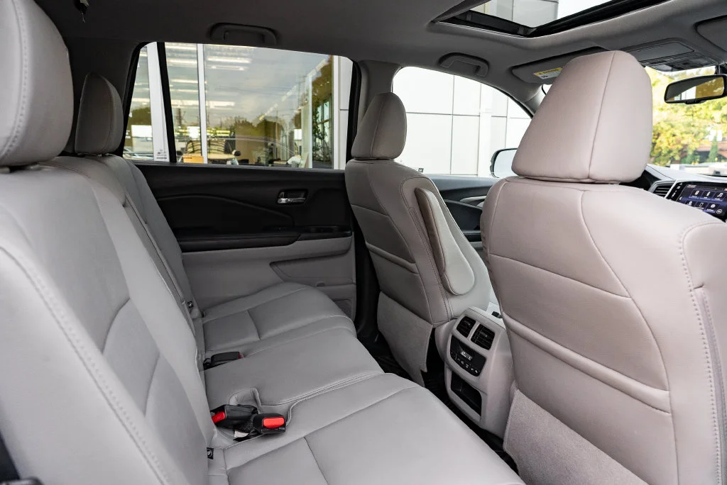 Used 2017 Blue Honda EX-L image 26