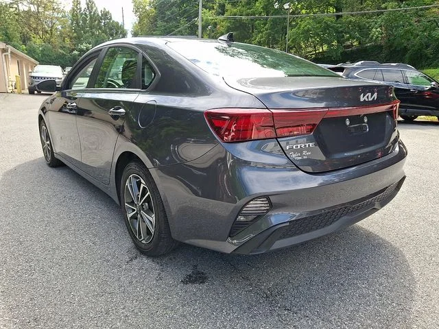 Used 2023 Gray Kia LXS image 7