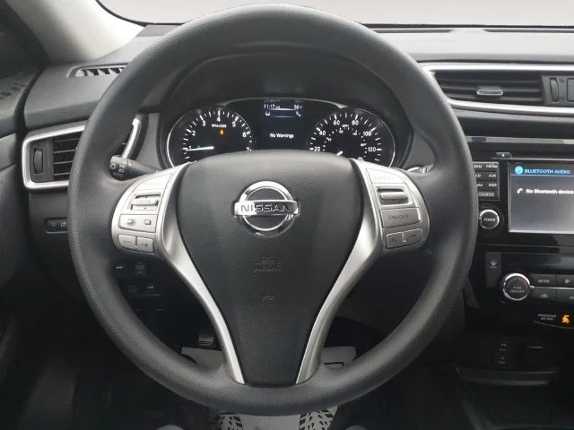 Used 2014 Graphite Blue Nissan SV image 13