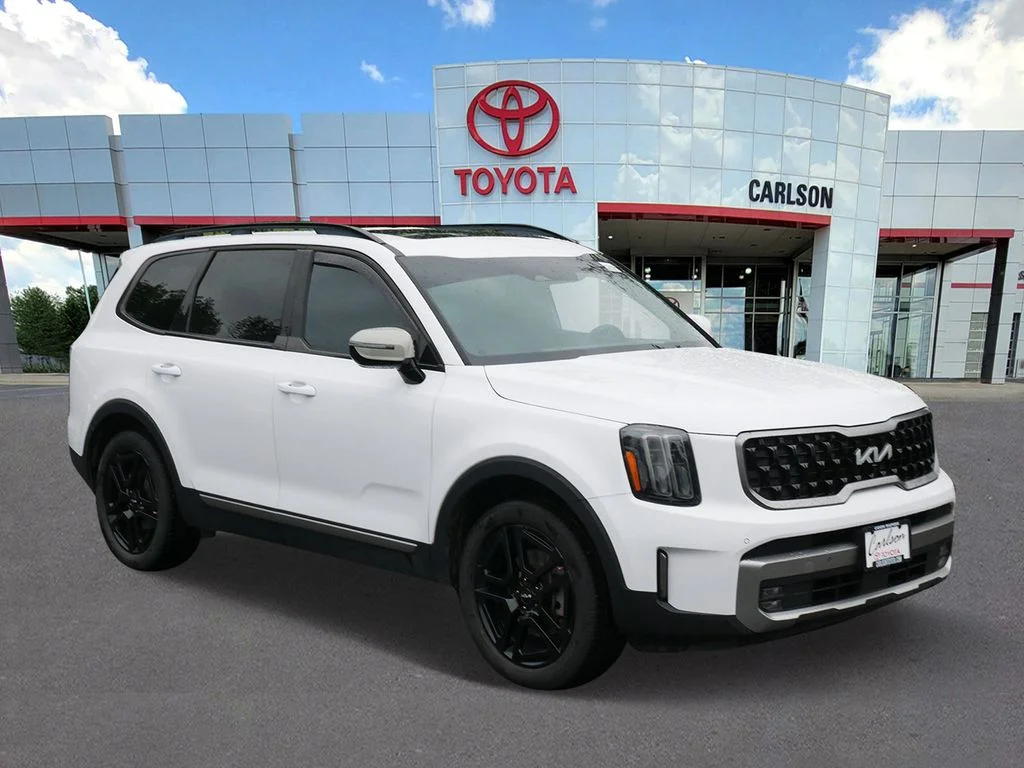Used 2023 Kia Telluride SX Prestige X-Line with VIN 5XYP5DGC5PG352356 for sale in Minneapolis, Minnesota