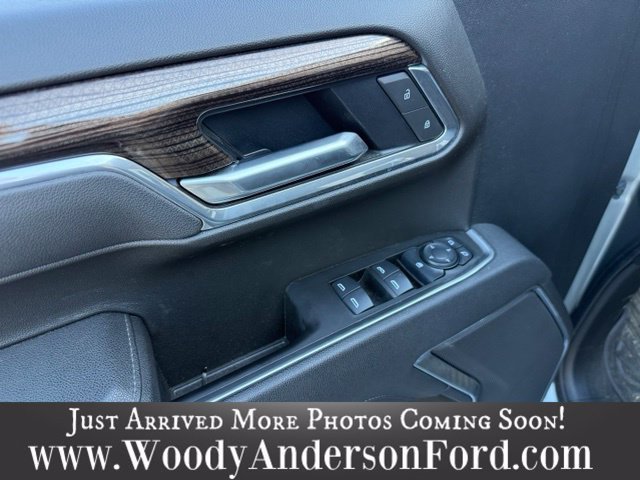 Used 2025 Sterling Gray Metallic Chevrolet LT image 6