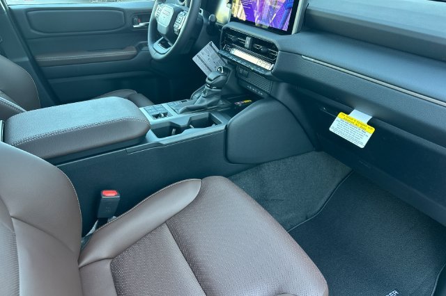 2026 Toyota Land Cruiser Base - Photo 17
