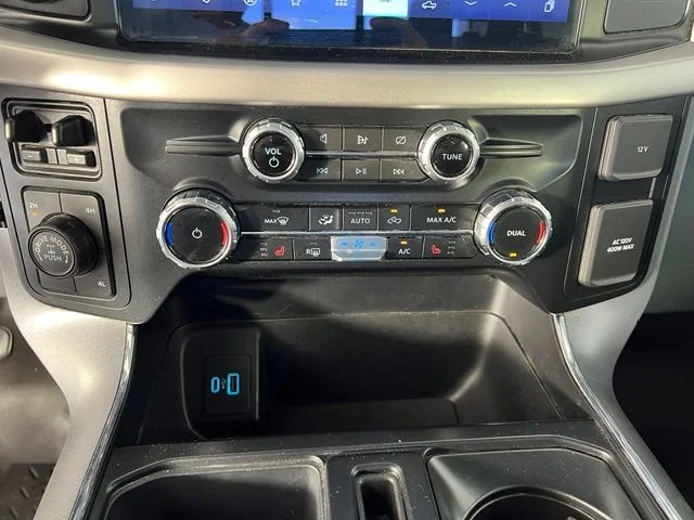 2023 Ford F-150 XLT - Photo 25