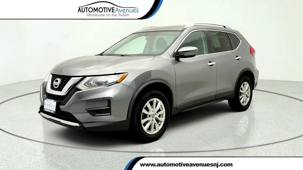 2017 Nissan Rogue SV AWD's photo