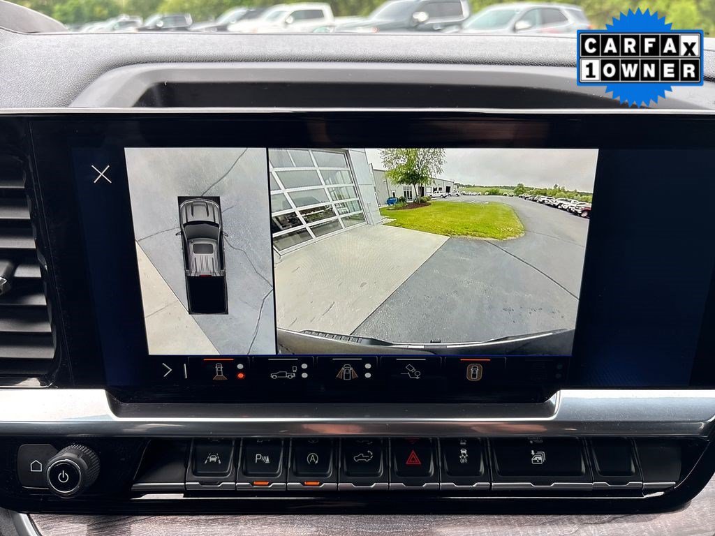 Used 2025 Black Chevrolet LTZ image 19