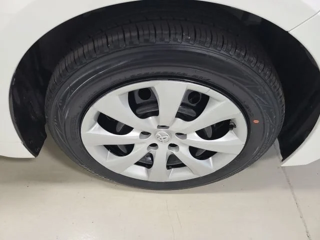 Used 2022 White Toyota LE image 32