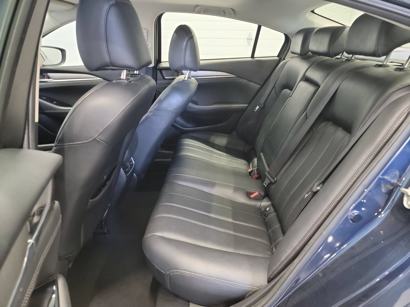Used 2018 Machine Gray Metallic Mazda Touring image 27