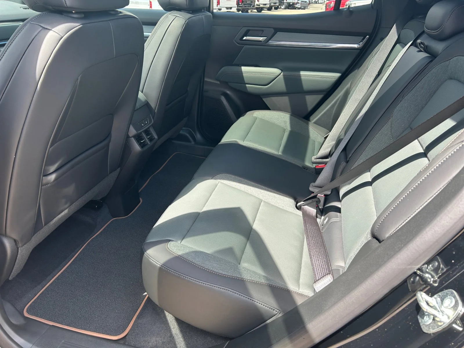 New 2026 Ebony Twilight Metallic GMC AWD AT4 image 19
