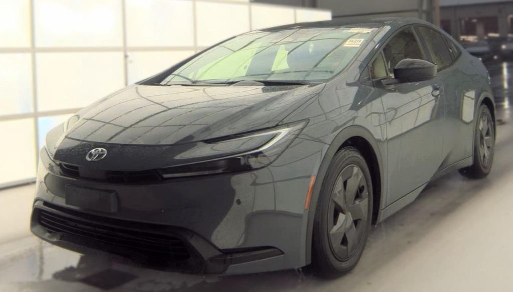 2025 Toyota Prius