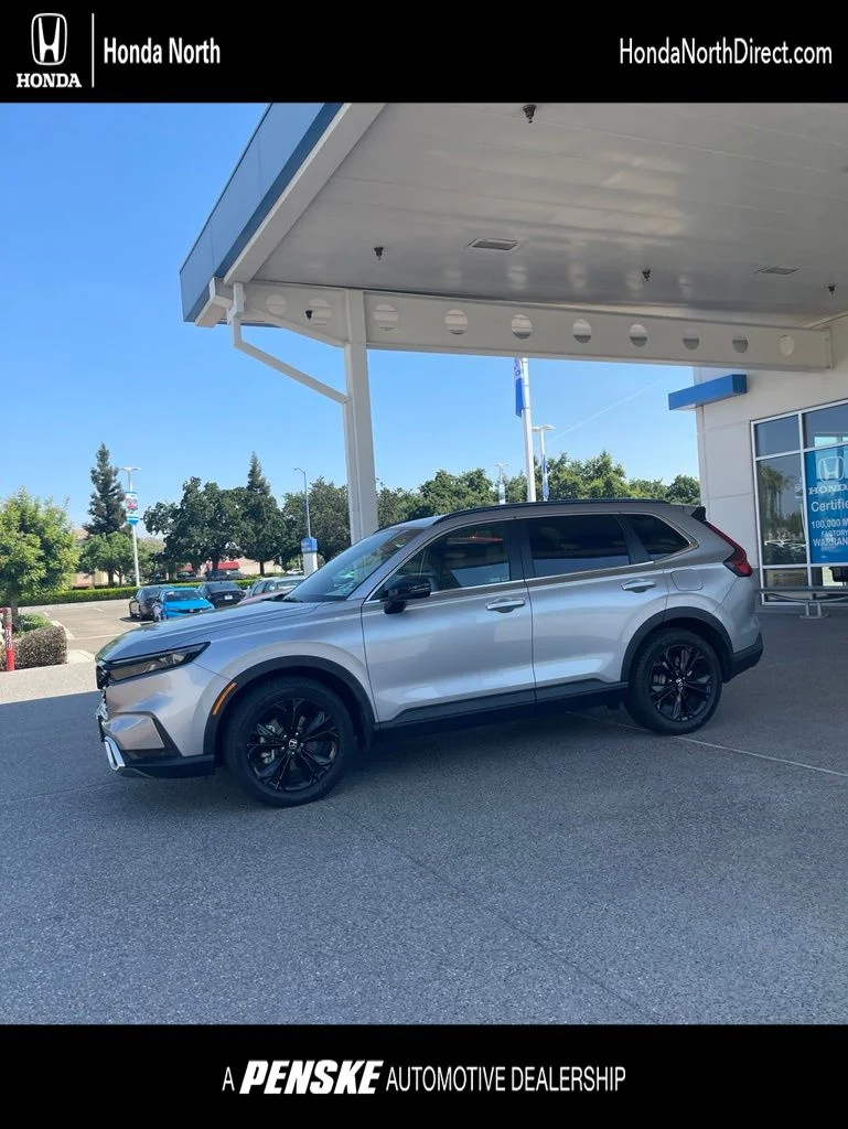 2023 Honda CR-V Hybrid Sport Touring AWD's photo