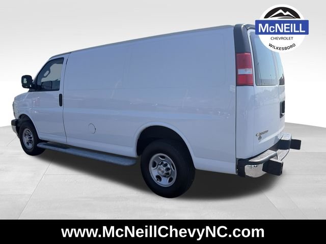 Used 2024 White Chevrolet Work Van image 6