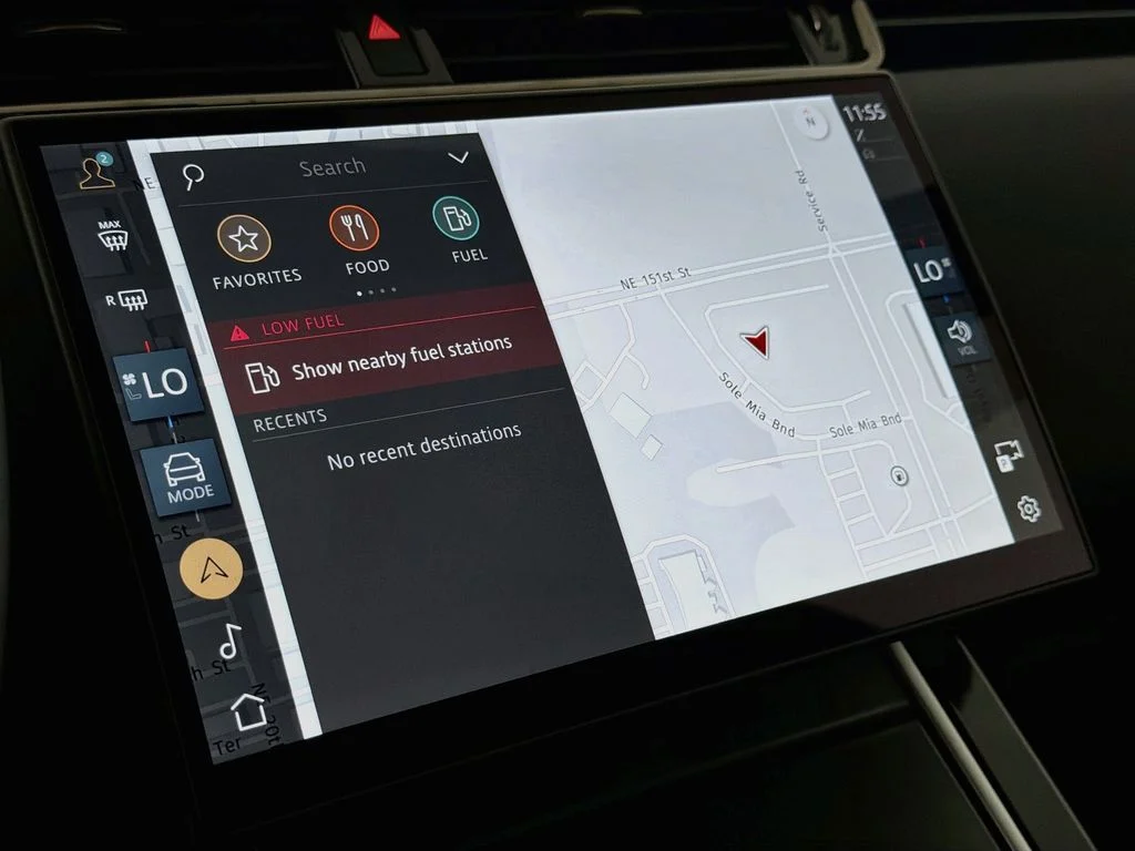 New 2026 Santorini Black Land Rover S image 13