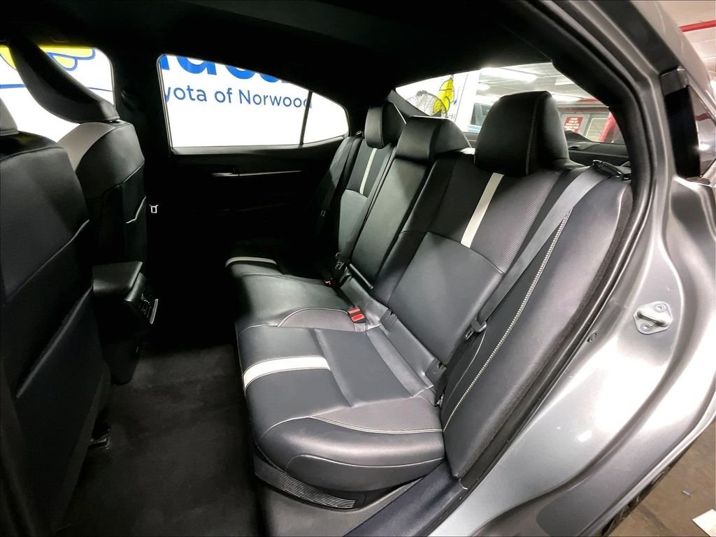 Used 2025 Gray Toyota SE image 15