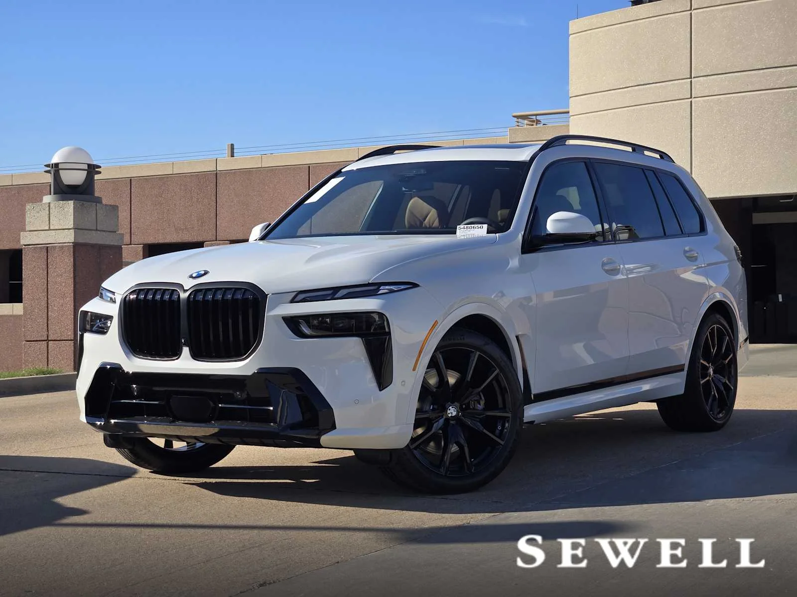 2027 BMW X7