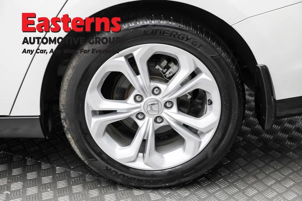 Used 2024 White Honda LX image 8