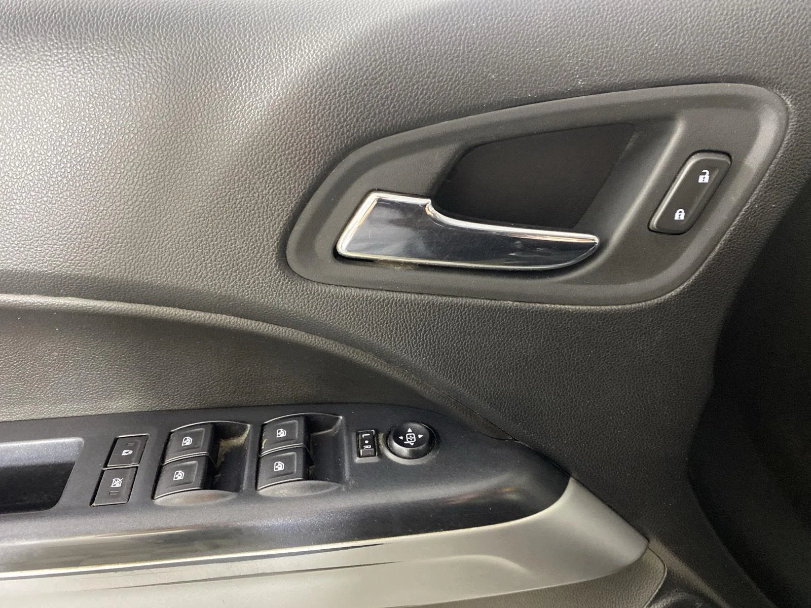 Used 2021 BLACK Chevrolet 4WD LT image 12